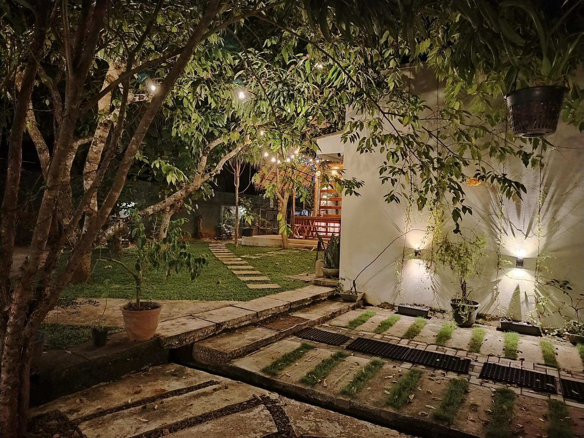 Prestiva Stay Anuradhapura Exterior foto